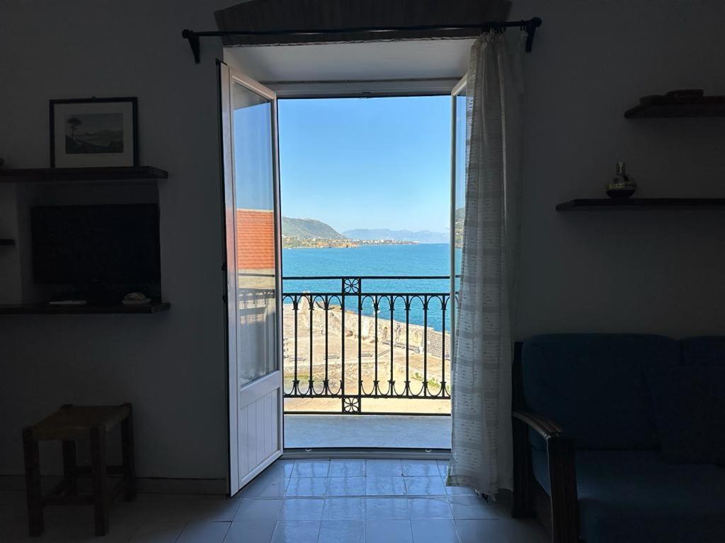 Molo Sea View Apartment 체팔루 외부 사진
